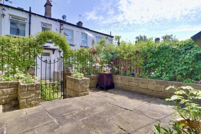 3 bed Terraced for sale Image 12