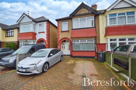 Tenby Close, Romford, RM6