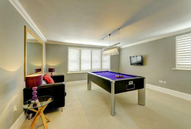 Pool room