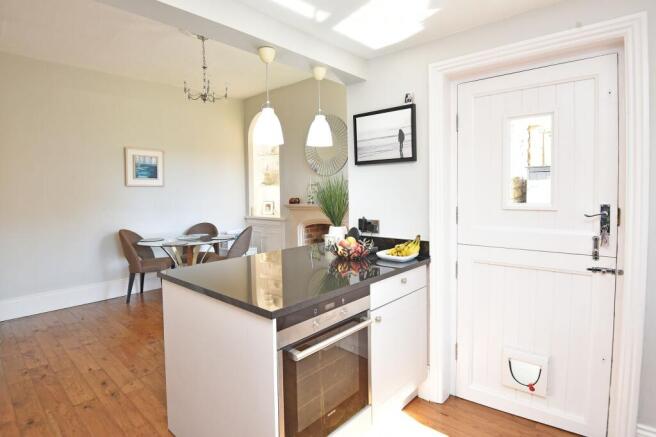 4 bed Terraced for sale Image 5