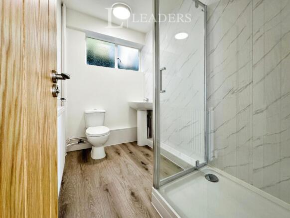 5994fcc5-Bathroom 20