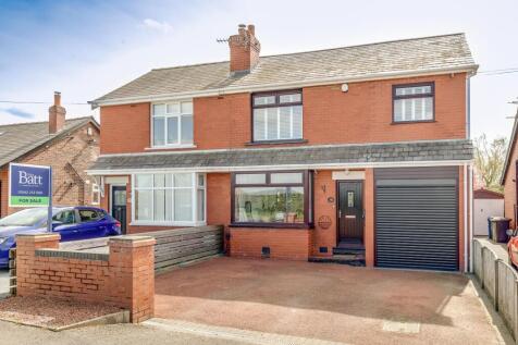 Pepper Lane, Standish, WN6
