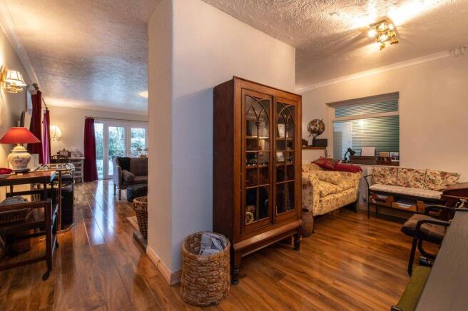 Sitting / Dining Room