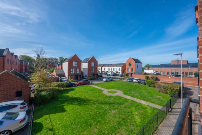Somerset Close, Derby, DE22 photo 3