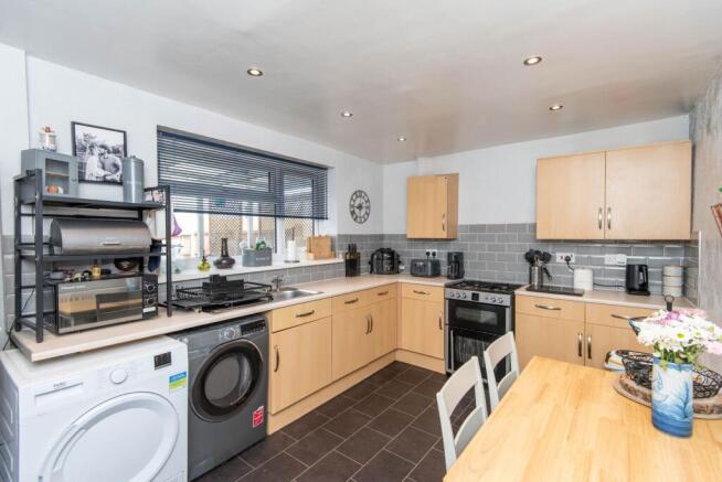 Webster Croft, Old Whittington, S41 photo 3