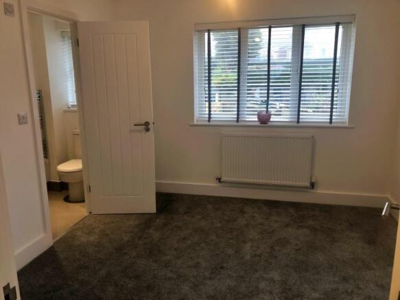 Master En-suite