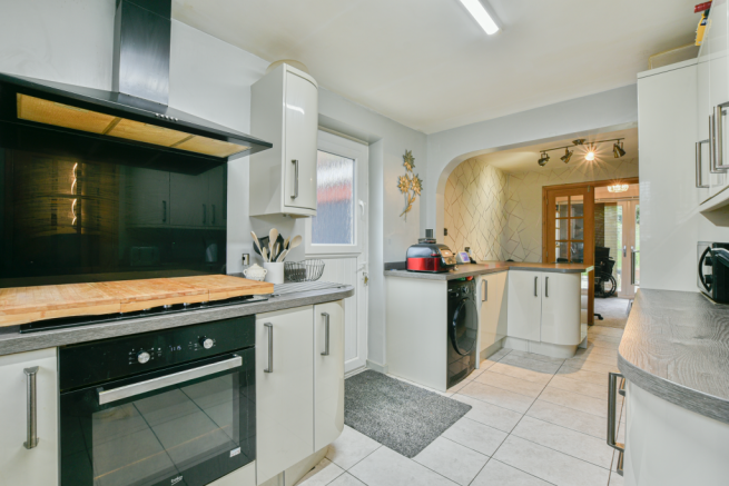 Laleham Green, Bramhall photo 4