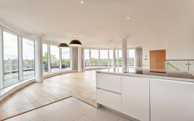 Ff Kitchen/Living