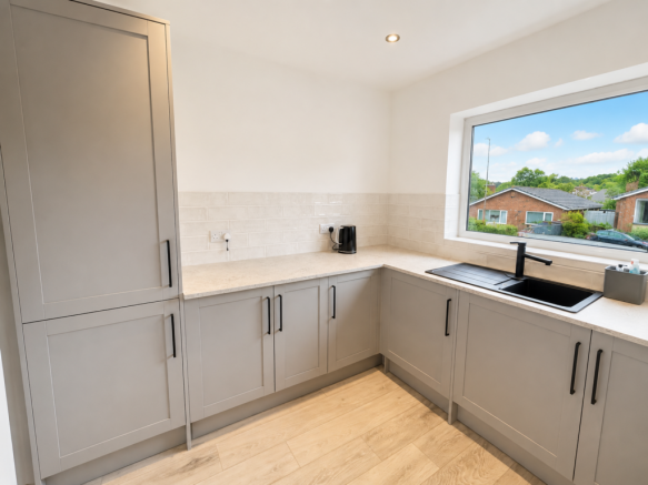 2 bed Detached Bungalow for sale Image 5