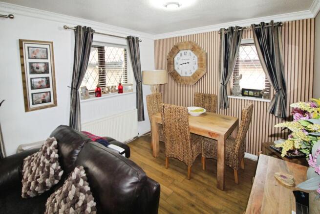 2 bed Detached Bungalow for sale Image 6