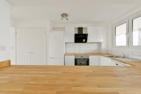 Justin Close, Brentford, TW8