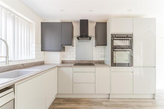 7 Field View, Cleeve, BS49 4GQ 36.jpg
