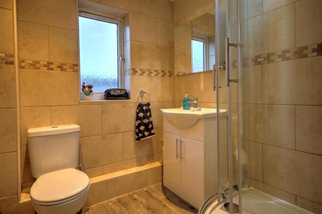 Shower Room.jpg