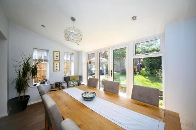 2 bed Semi-Detached for sale Image 11