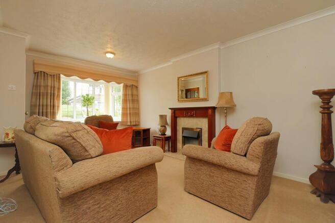 2 bed Bungalow for sale Image 4