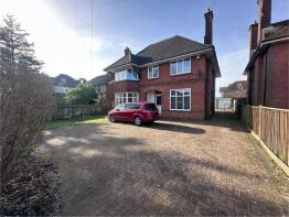 186, Hill Lane, Southampton SO15 5DB
