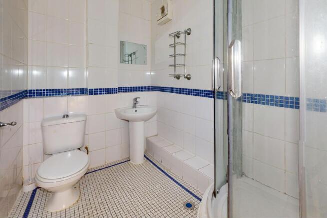 37 Gainsborough Road, Hayes, UB4 8NY