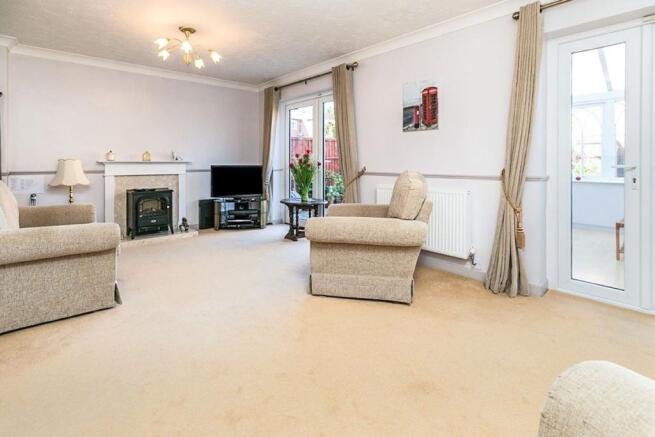 Lounge / Dining Room