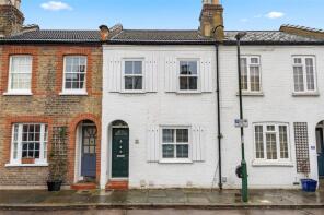 32, Warwick Road, Twickenham TW2 6SW