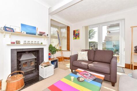 Irvine Road, Littlehampton, West Sussex
