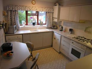 KITCHEN:
