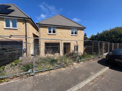 Riggall Court, Cuxton, Rochester, ME2