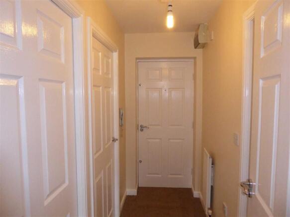 Entrance Hallway: