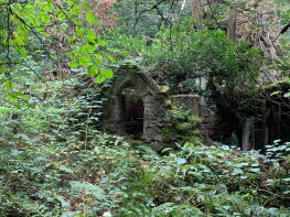 The Woodlands, Cwm Road, Abergavenny NP7 7NA