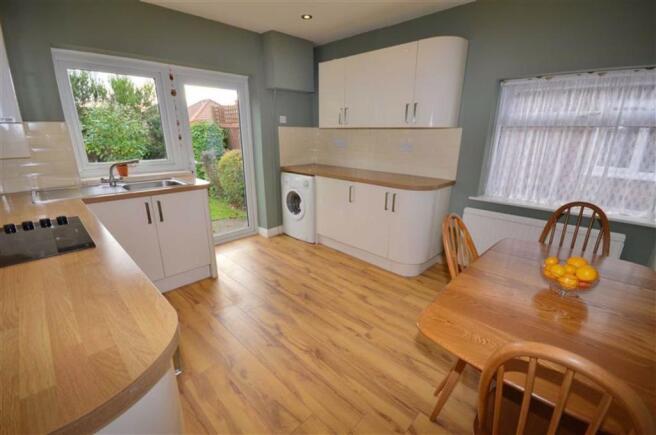 KITCHEN DINER