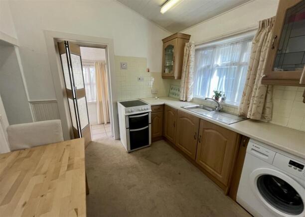 1 bed Semi-Detached for sale Image 8