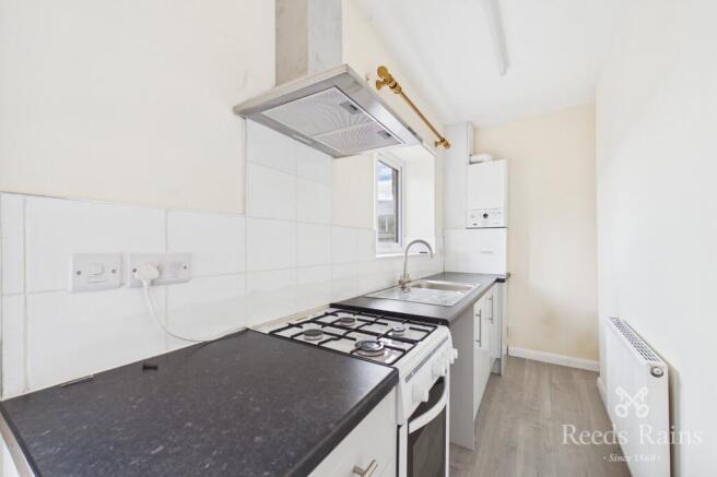 2 bed Terraced for sale Image 8