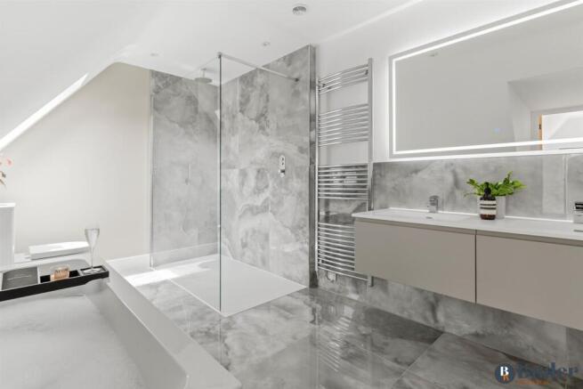En-suite Bathroom