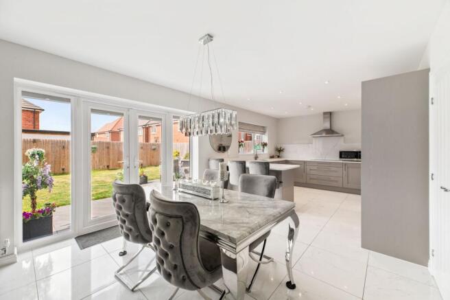 Dining/Family Room