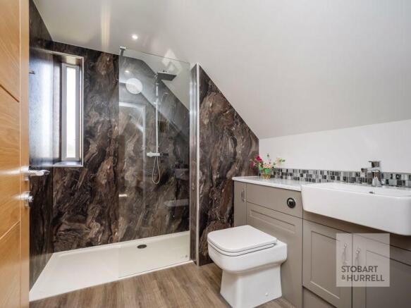 Master En-Suite