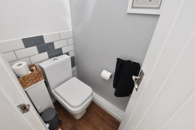 Rectory Close, CV7 photo 5