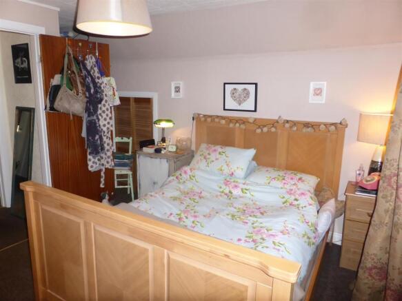 ANOTHER ROOM ASPECT