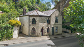 74, Bodmin Road, St. Austell PL25 5AG