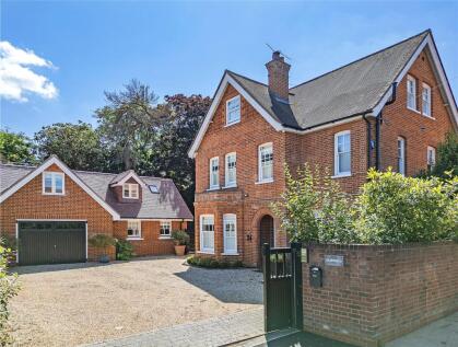 Mounthill Avenue, Chelmsford, Essex, CM2