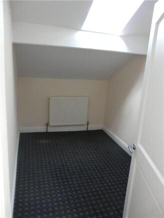 2nd floor rear Bed 2
