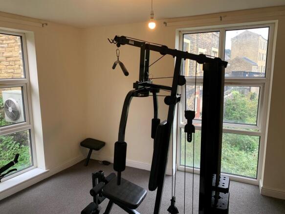 2 bed Apartment for sale Image 6