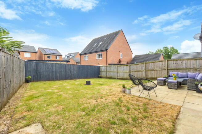4 bed Detached for sale Image 4