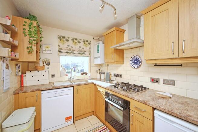 Scott Close, Bidford-On-Avon, Alcester photo 4
