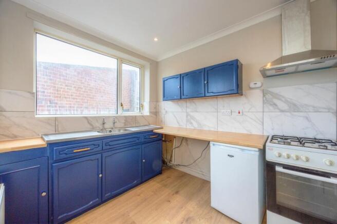 3 bed Terraced to rent Image 7