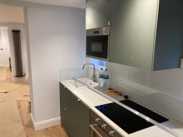 Kitchen 1.jpg