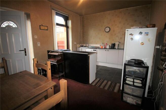 Kitchen/Dining Area
