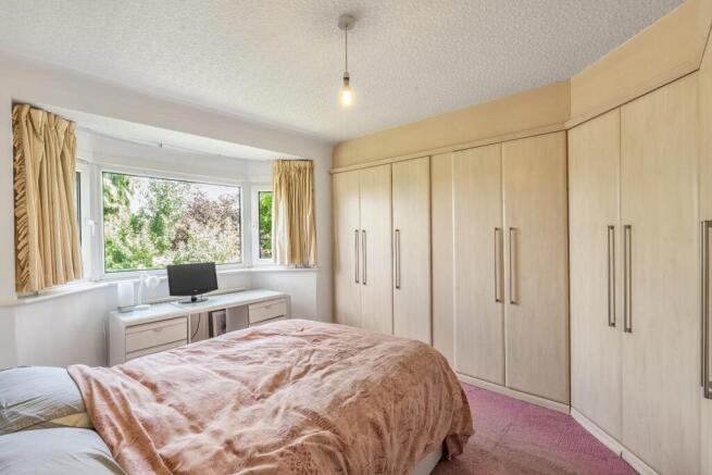 4 bed Semi-Detached for sale Image 9