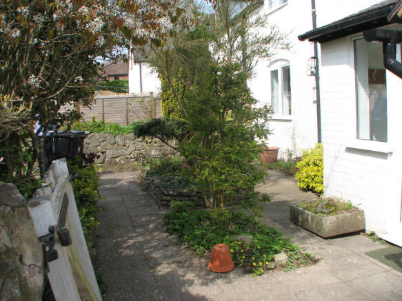 Photo 2