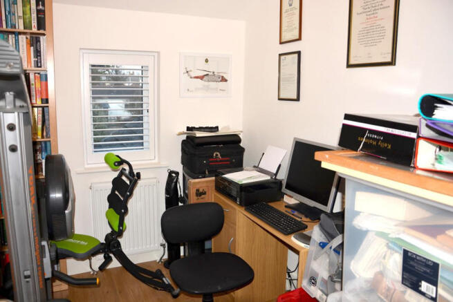 Photo 12