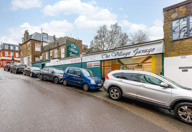 Cressida Road 44C...