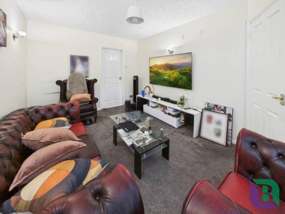 Denchworth Court, Emerson Valley photo 2